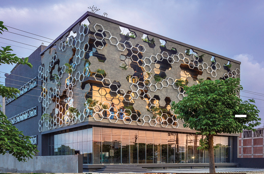 FACADE & ARCHITECTURAL SYSTEMS